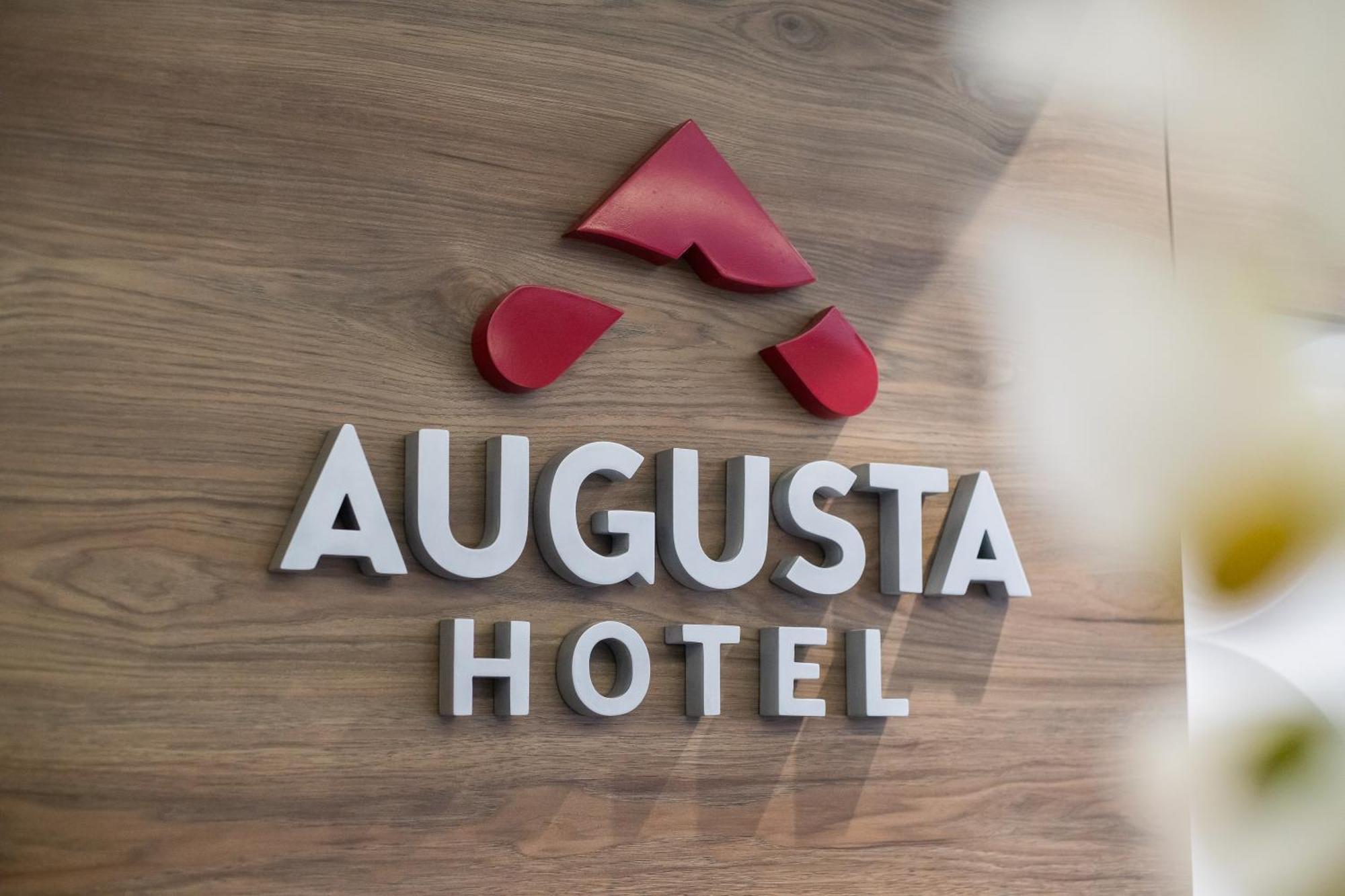 Augusta Hotel Joao Neiva Exterior foto